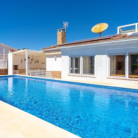Villa Sevilla Casasol เนร์คา ภายนอก รูปภาพ