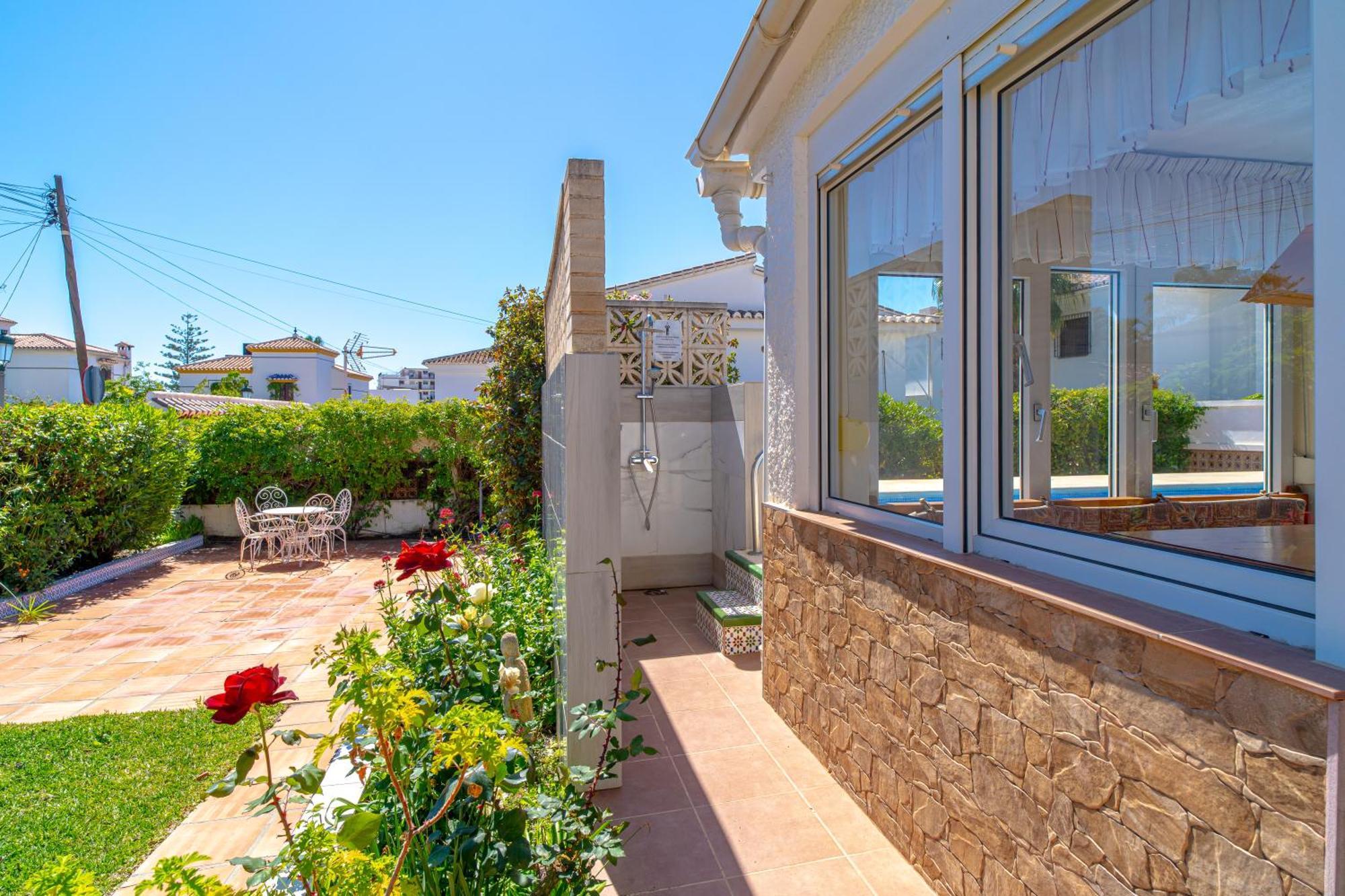 Villa Sevilla Casasol เนร์คา ภายนอก รูปภาพ