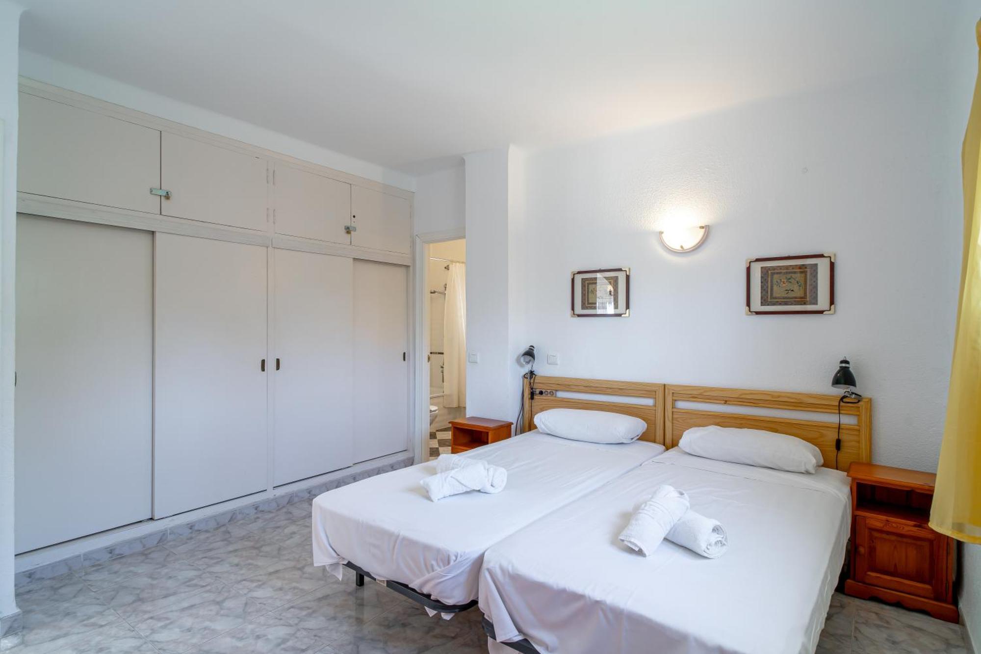 Villa Sevilla Casasol เนร์คา ภายนอก รูปภาพ