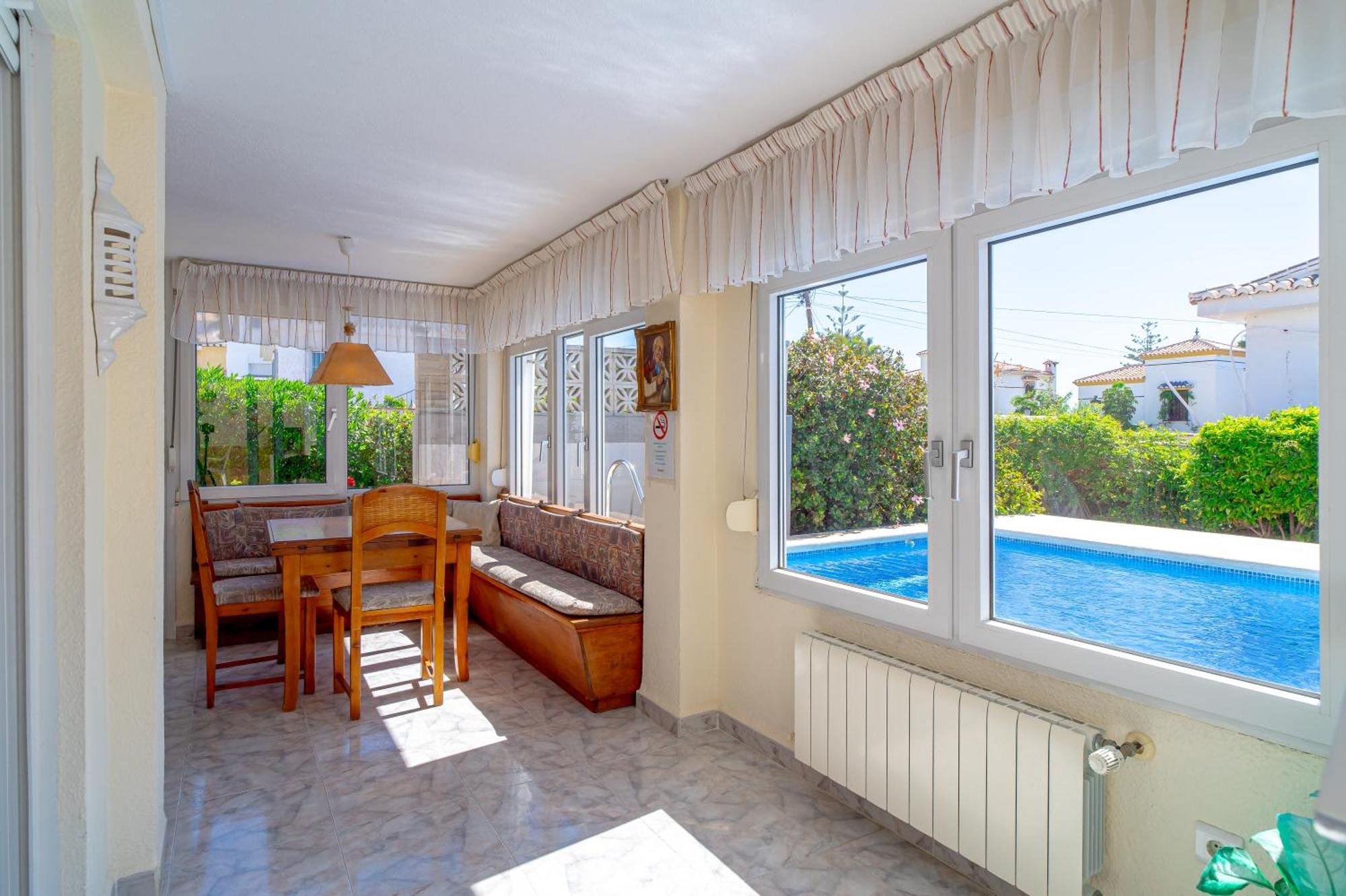 Villa Sevilla Casasol เนร์คา ภายนอก รูปภาพ